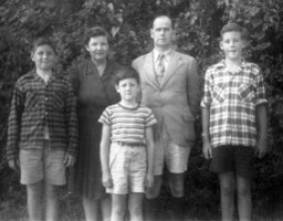 Wallace Armstrong Macky family at Woodbourne Avenue, Bermuda, Christmas Day 1947